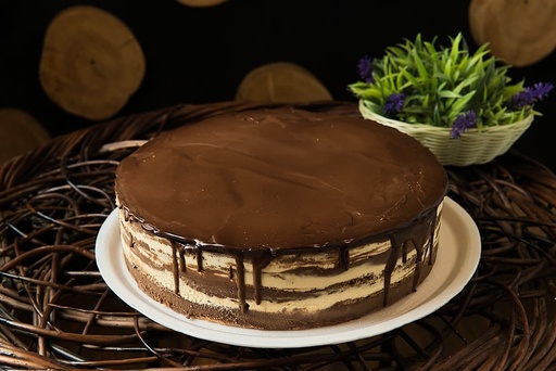 Torta Trufa Lucuma 